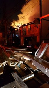 Incêndio destrói favela e deixa 200 pessoas desabrigadas na Zona Norte de São Paulo