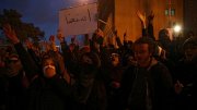 “Morte ao ditador”, Irã tem 2º dia de protesto contra líderes do país