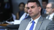 STJ defende clã Bolsonaro sobre rachadinhas anulando a quebra de sigilo bancário de Flávio