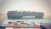 Navio encalhado no Canal de Suez afeta o comércio mundial