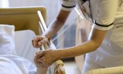 Pagar ou morrer: Planos de saúde negam atendimento para pacientes endividados