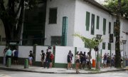 Rio registra mais de 3 mil casos nas últimas 24h e fila para testes