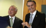 Bolsonaro pode conceder embaixada brasileira na Itália para Temer gozar de foro privilegiado