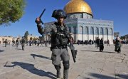 Soldados israelenses deixam mais de 150 palestinos feridos em Jerusalém nesta sexta
