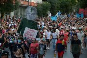 Atentados à marcha contra o acordo do Governo com o FMI em Córdoba na Argentina