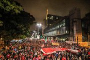 Primeira manifestação contra Temer em SP reúne dezenas de milhares, segundo organizadores