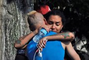 Massacre em Orlando reaviva o debate sobre homofobia e racismo nos EUA