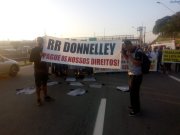 Segundo ato de trabalhadores da RR Donnelley fecha Anhanguera