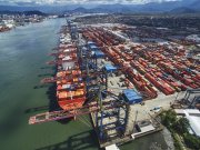 Guedes mira privatização do Porto de Santos, maior da América Latina