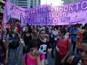 Governismo sequestra 8/3 em São Paulo, mas esquerda resiste em ato independente