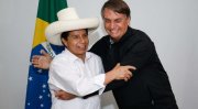Tirando o chapéu para Bolsonaro: como fica a esquerda que apoiou Pedro Castillo?