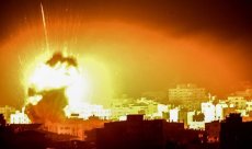Israel bombardeia Faixa de Gaza em plena noite de natal