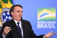 Exterminador do futuro: Bolsonaro corta 18% do orçamento da educação