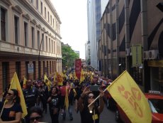 Com atos regionais e atos estaduais, segue a greve dos professores do RS contra Sartori