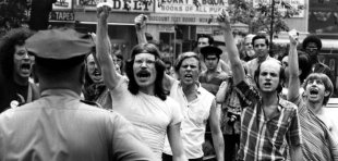 Sob as lições de StoneWall, os desafios das LGBT latinas contra o imperialismo