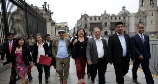 As reais posições de Uníos e de Fernández Chacón frente à crise peruana
