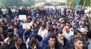 Onda histórica de greves de trabalhadores no Irã