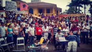Professores e estudantes voltam as ruas em defesa da Fundação Santo André
