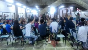 Estudantes da Fundação Santo André realizam assembleia extraordinária contra o aumento das mensalidades
