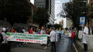 Protestos e manifestações de trabalhadores na Colômbia contra as políticas de Duque 