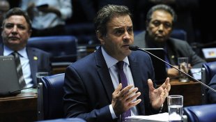 Aécio Neves é denunciado pelos crimes de corrupção, peculato e lavagem de dinheiro