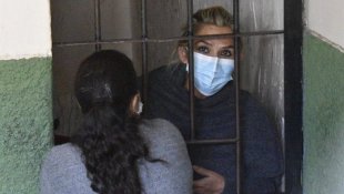 Quatro meses de prisão preventiva são ordenados na Bolívia para a golpista Jeanine Áñez