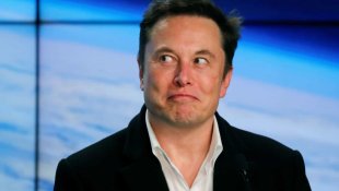 Playboy e burguês nojento, Elon Musk trata Ucrânia como prêmio de aposta em meio à guerra