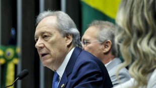 Dois pesos e duas medidas: Lewandoski nega questão de ordem da defesa de Dilma