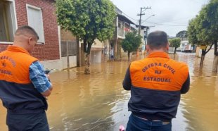 Mais de 700 familias já estão desamparadas por conta das chuvas no Rio de Janeiro