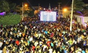 Perseguição à juventude: Governo Rui Costa (PT) proíbe festas paredão na Bahia