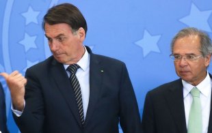 Bolsonaro cogita acabar com direito ao abono salarial para elevar Bolsa Família