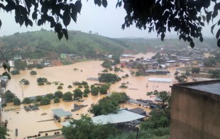 A ganância capitalista deixa 50 mil desabrigados em MG e 397 cidades em situação de emergência
