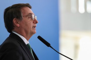 Governo Bolsonaro orienta diplomatas com informações falsas sobre desmatamento