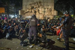 Prefeitura de São Paulo e Polícia civil reprimem e chamam dependentes de 'zumbis, podres e carniça'