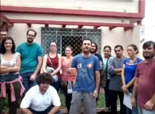 VIDEO: Professores em greve de Araraquara apoiam a luta pela revogação das 17 expulsões da UNESP 