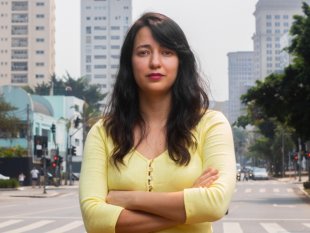Diana Assunção: "Nos levantemos contra Damares Alves e sua cruzada contra as mulheres"