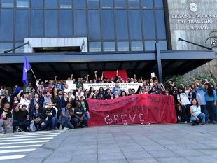 Estudantes da USP completam dois meses em greve por saúde e educação