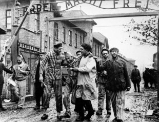 Aniversário da liberação de Auschwitz