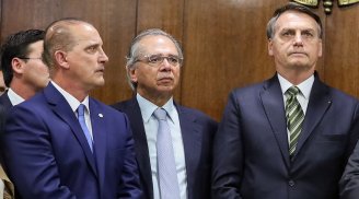 Guedes admite que Bolsonaro recriou ministério do trabalho apenas para dar cargo a Onyx