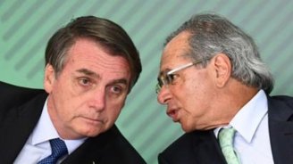 Governo Bolsonaro afirma que a redução do auxílio levará à redução do preço dos alimentos