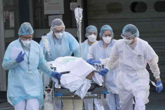 Teste rápido chinês usado na Espanha deu falso negativo para 70% dos pacientes contaminados