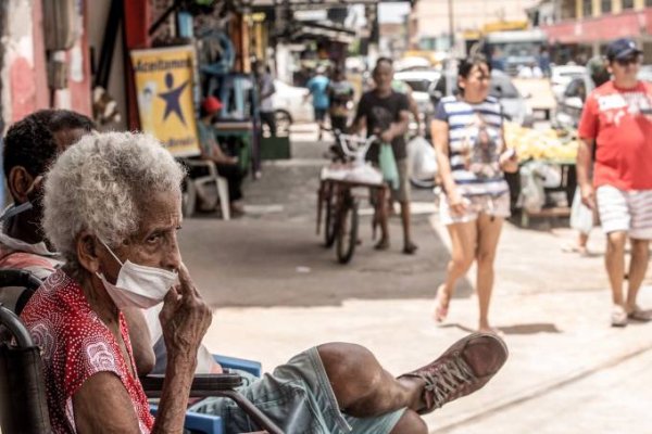 400 mil mortes no Brasil: é urgente a quebra de patentes e vacina para todos!