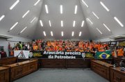 Seguindo rito da privatização, Petrobras fechará fábrica e demitirá mais de mil no PR