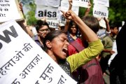 Menina indiana de 12 anos é estuprada por 22 homens durante sete meses na Índia
