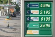 Ajuste no preço da gasolina bate recorde nesta sexta no país