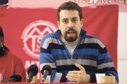 Guilherme Boulos do MTST homenageia Lula com uma mostra de governismo 'sem medo'