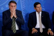 Reprovação do governo Bolsonaro aumenta e chega a 50% em meio a 500 mil mortos no país
