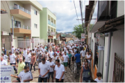 Ato da prefeitura reúne apenas 400 pessoas a favor da Samarco
