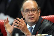 Ministro Gilmar Mendes pede a cassação do PT