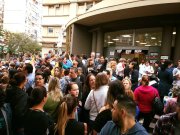 Municipários de Porto Alegre fazem ato do HPS até a SMA